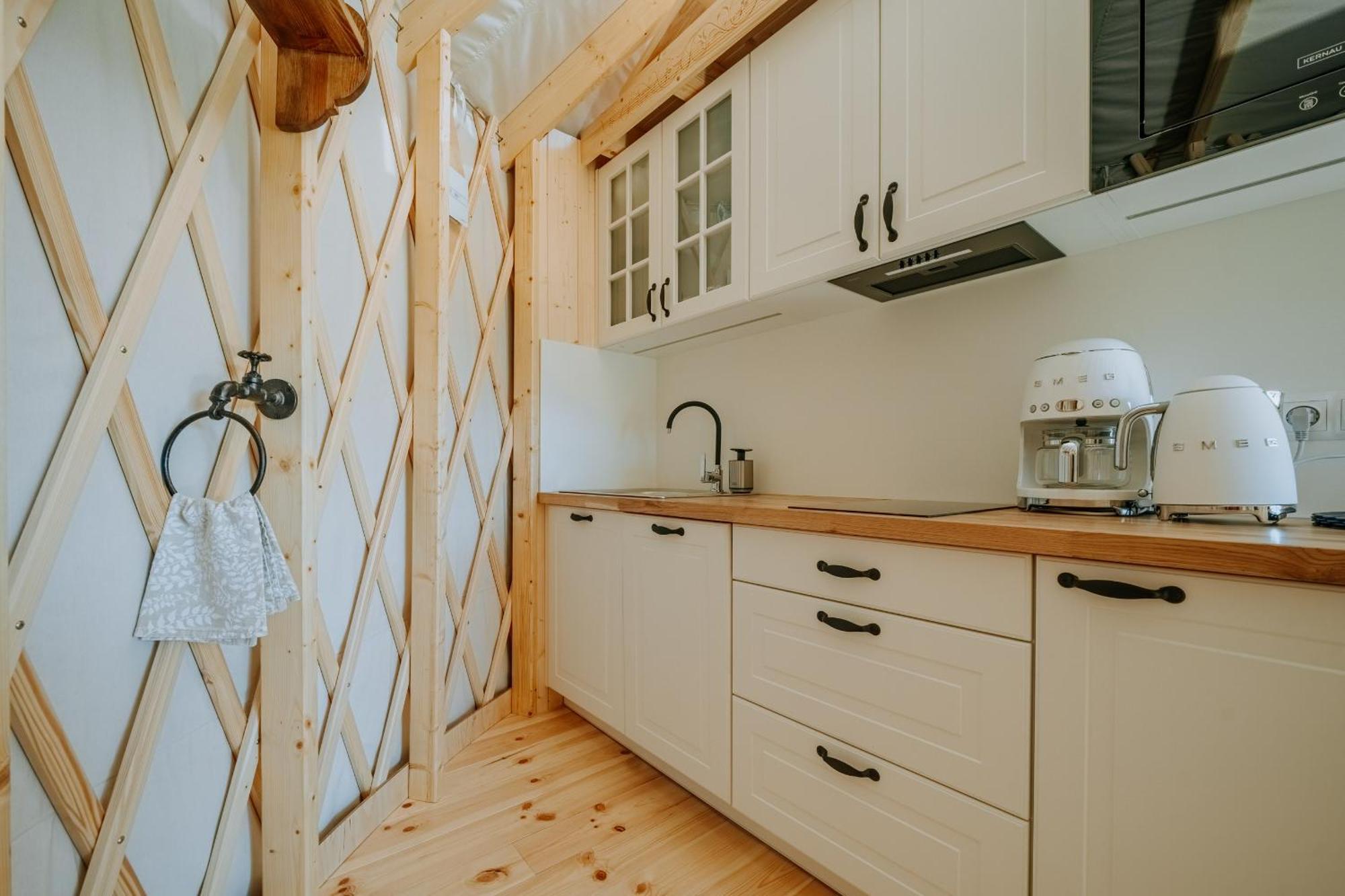Jurta Na Wypasie - Luksusowy Namiot Z Widokiem Na Gory - Jacuzzi, Sauna, Split Ac, Private, Star View Zakopane Exteriér fotografie