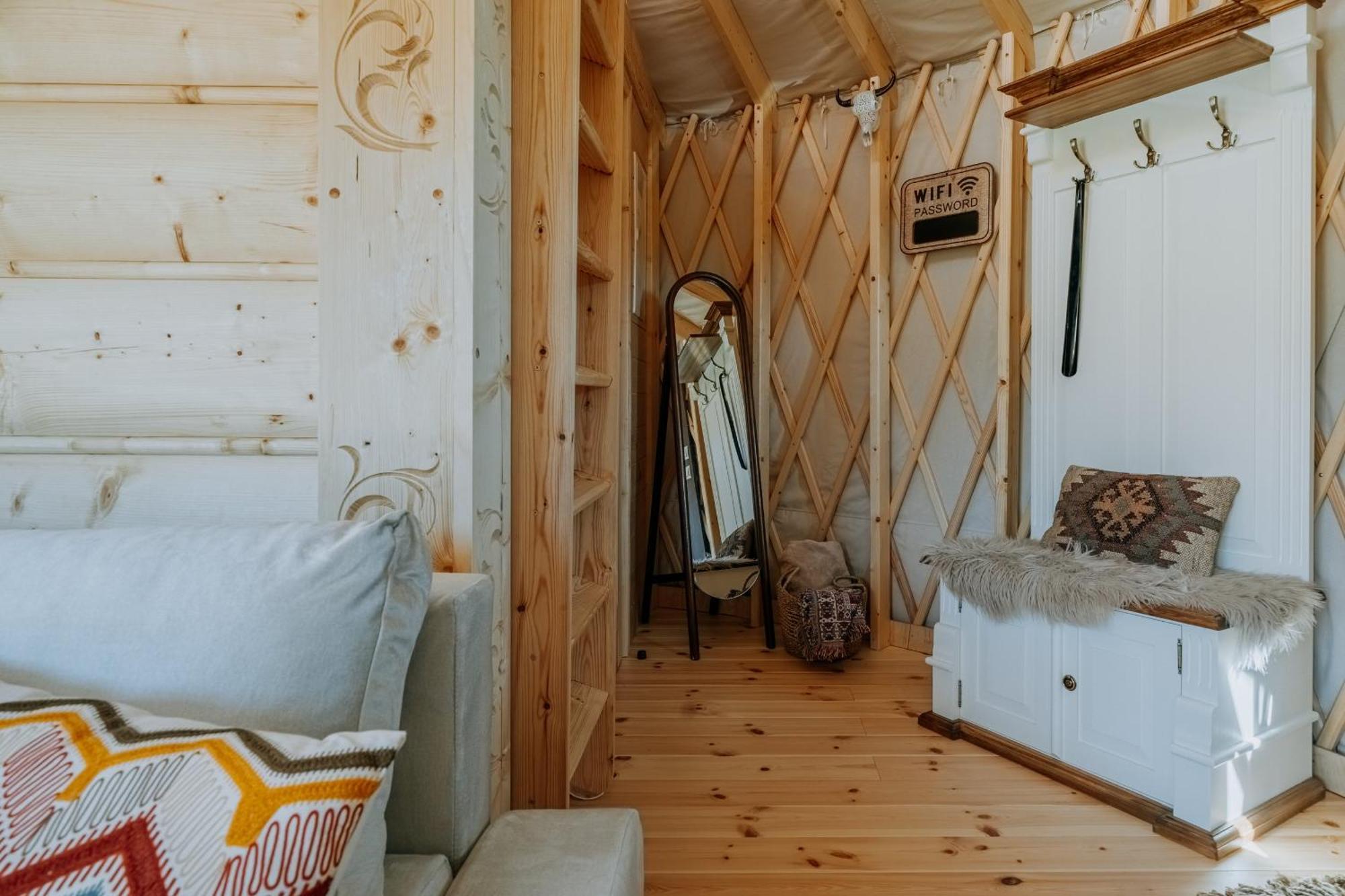 Jurta Na Wypasie - Luksusowy Namiot Z Widokiem Na Gory - Jacuzzi, Sauna, Split Ac, Private, Star View Zakopane Exteriér fotografie